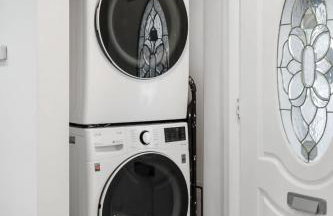 Cozy Family Home - Central to everything! - Foto 24