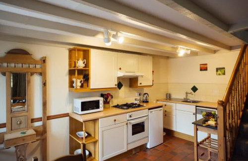 Ash Cottage Escape to Pembrokeshire Cottage with Pool and Sauna - Foto 10