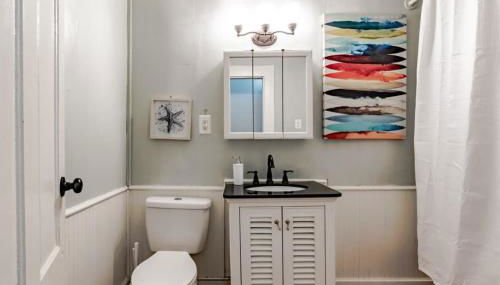 Mins from Downtown & Dining, Dauphin Darling 2 - Photo 5