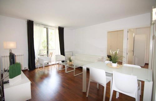 Glasir Homes Barcelona - Photo 13