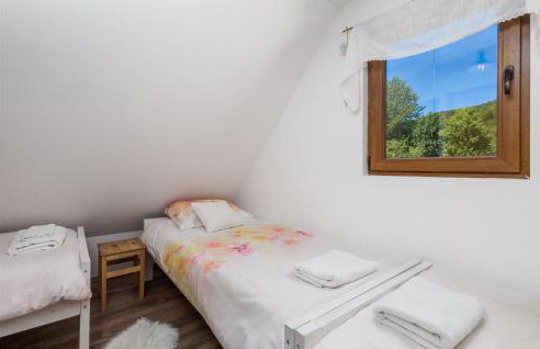 Gorgeous Home In Gospic - Photo 31