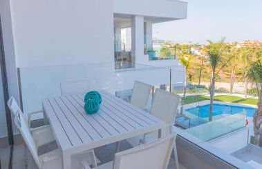 Luxury 2BR Seaviews - Santa Barbara Heights - Photo 16