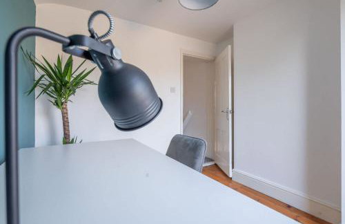 Stylish 3-Bed Home in the Heart of the Cambridge - Foto 39