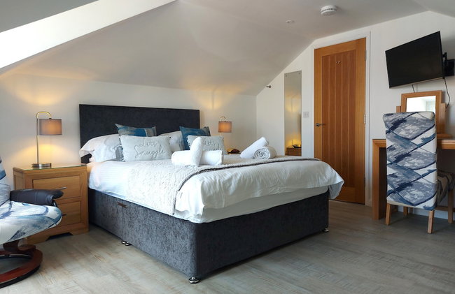 Meadow View Apartments are 2 and 3 bedroomed with private parking - Foto 47