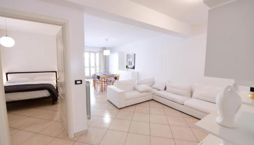 Home & Corso Elegant City Stay Avellino -Casa Vacanza con Terrazza Privata - Foto 2