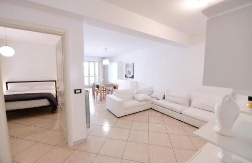 Home & Corso Elegant City Stay Avellino -Casa Vacanza con Terrazza Privata - Foto 2