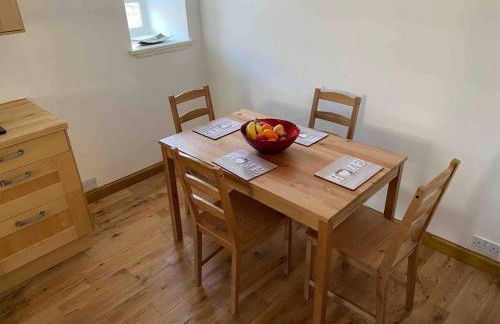 House - Sleeps 4 Pet Friendly & Free Parking - Foto 14