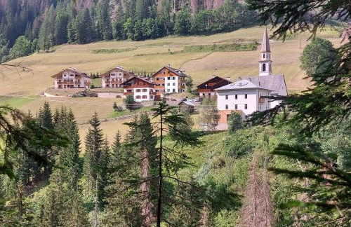 Italian Apartment with Hot Tub - Foto 19