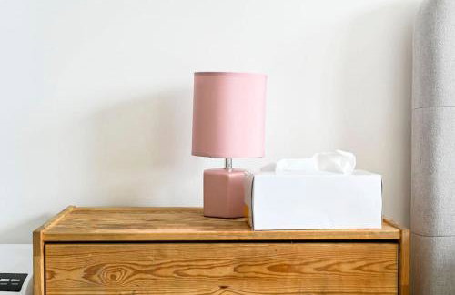 Stylish 2 bed 2 bath apt in Wembley - Foto 23