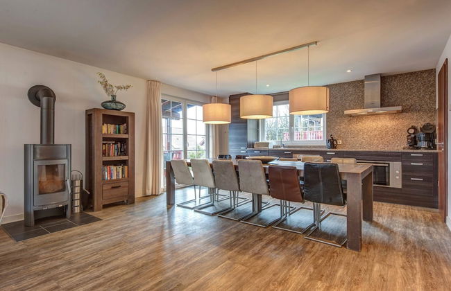 Luxury Villa with Fireplace near Reservoir in Nordeifel - Foto 5