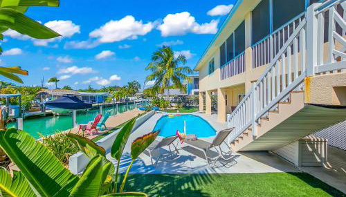 NEW!Paradise PalmsDockPoolKayaks GrillView! - Foto 1