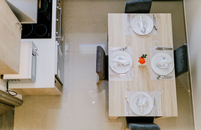 The Three Graces - Photo 19