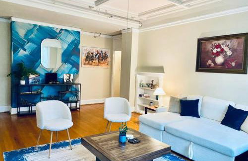 Historic Downtown 3bdr with Pool Table - Foto 1