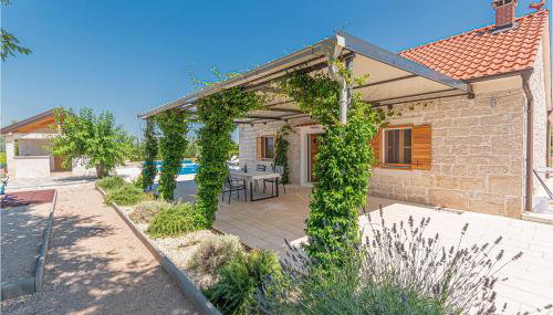 Two-Bedroom Holiday Home In Pakovo Selo - Foto 2