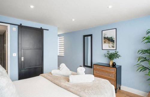 Modern Apartment with Parking nr Seafront - Foto 7