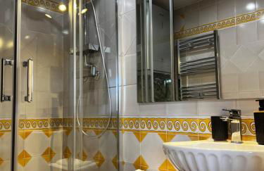 Allegra Suite II - Photo 8