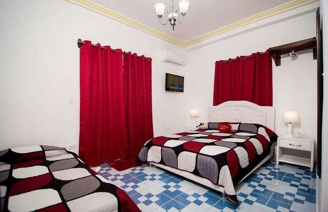 Apartamento Privado con Balcón y Vistas - Photo 3