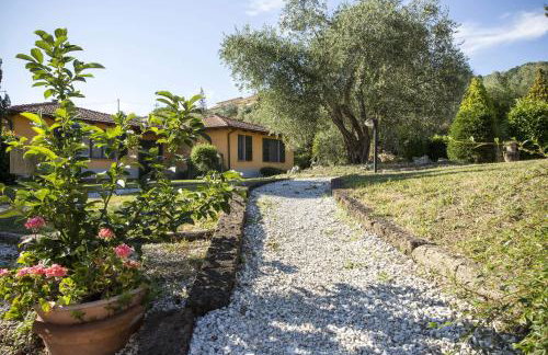 Appartamenti Residence Montebello, relax con giardino e piscina - Foto 1