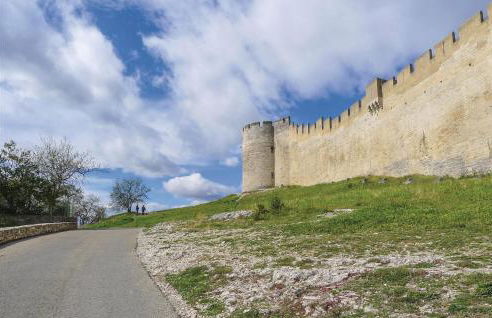 4 Bedroom Gorgeous Home In Pujaut - Photo 30