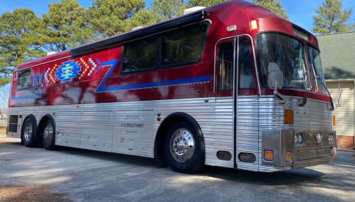 Stay Like a Rock Star Tour Bus in Durham NC - Foto 1