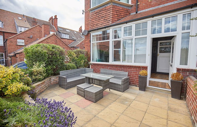 Host Stay Raven House - Photo 10