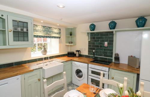 South Mains Cottage - Craigievar Castle - Photo 13