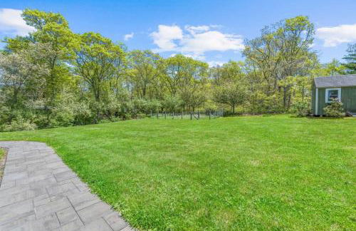 Bright and Cozy with Patio Grill and near the Beach and Golf - Photo 25