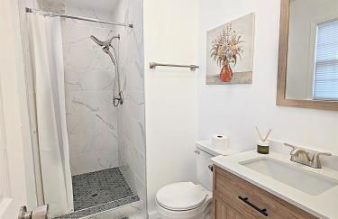 The Green Cardinal 4BR2BA Sleeps up to 7 - Foto 6