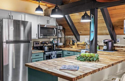 Retro A-Frame Cabin - Hot tub Firepit & Fireplace - Foto 10