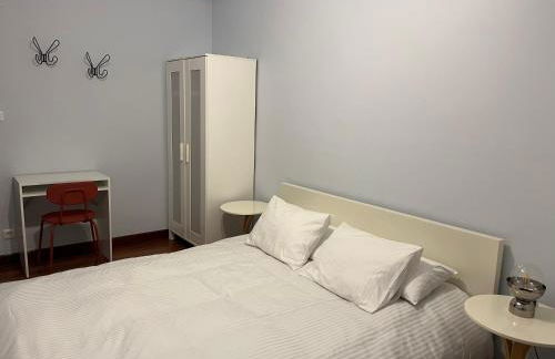 Casita con patio y piscina entre el mar y montañas - Foto 2