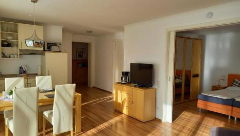 Wellness Ferienwohnung mit Bademantelgang zur Therme - Foto 2