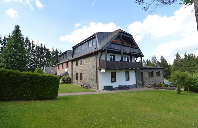 Holiday House in Monschau Near Forest - Foto 1