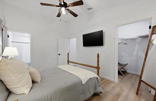 Cozy Coastal Cottage Minutes to Beach and Downtown - Foto 41