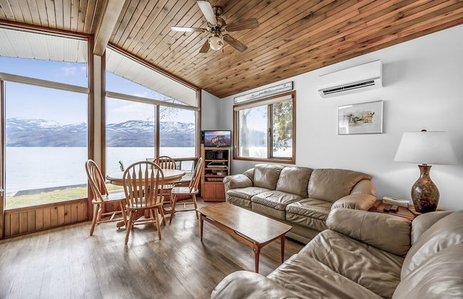 Cozy Cottage by the Lakeshore 4 - Photo 5