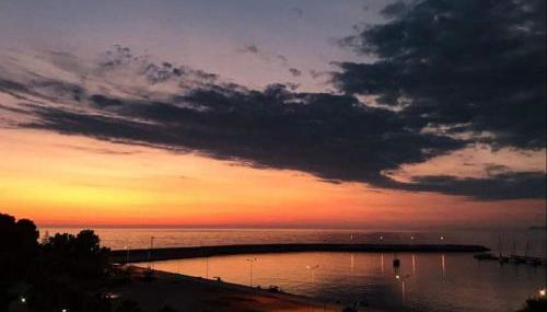 A View from the Attic Window. Kyparissia, Messinia - Foto 5
