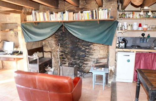 Maison charmante à Meyrignac-l'Église avec cheminée - Foto 4