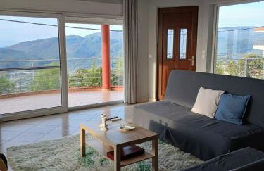 Up on the hill - Foto 15