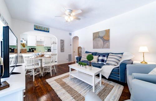 The Blue Parrot - Foto 41