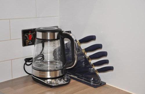 Modern 3 bedroom house- 2 parking spaces- near central MK - Foto 20