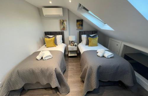 Aisiki Apartments at Stanhope Road, North Finchley, Airconditioned Multiple 2 or 3-Bedroom, Pet Friendly Duplex Flats, King or Twin Beds with Free WiFi - Foto 68