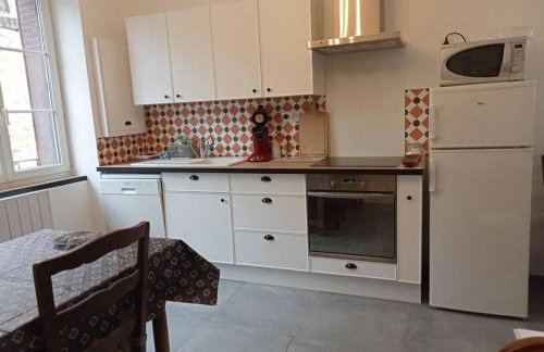 Gîte entier plein centre de St Léo, 2 ch, 4 pers - Foto 3