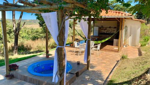 Chalé com Jacuzzi Vista do Lago - Foto 2