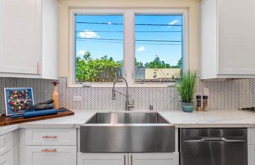 Spacious Mountain View 4 Bedroom Modern Home - Foto 15