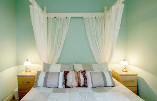 Cottage - Sleeps 5 - Hot Tub - Garden - Parking - Foto 5