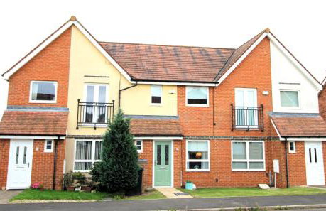 2 Bedroom House - Beautifully Decorated & Furnished - Parking - Large Garden - Foto 1