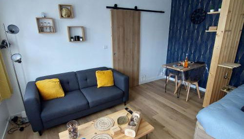 La Pause Valognaise "Parking privé" - Foto 4