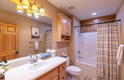 Whiskey River by The New - Foto 22