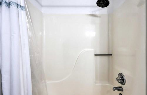 Immaculate Suwanee House with Pool and Game Room! - Foto 19