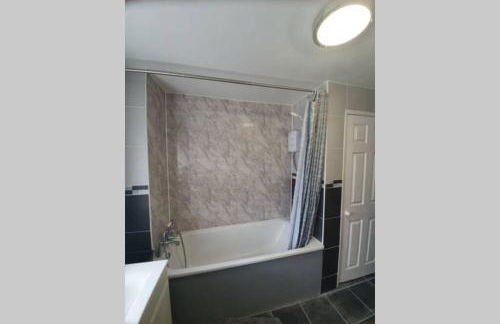 Orpington North Townhouse - Photo 40