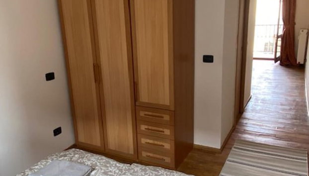1 Bed Flat - Sleeps 2 - Pets - Smoking on Terrace - Foto 2, Quarto